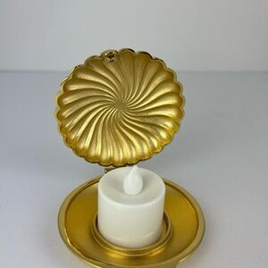 PARTYLITE Compact Travel Gold Clam Shell Votive Tealight Candle Holder